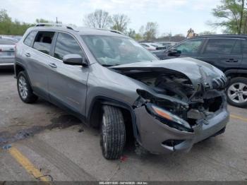  Salvage Jeep Cherokee