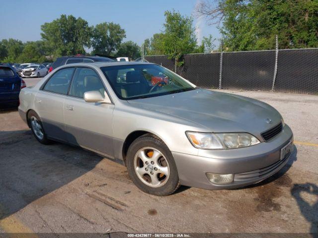  Salvage Lexus Es