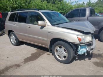  Salvage Toyota Highlander