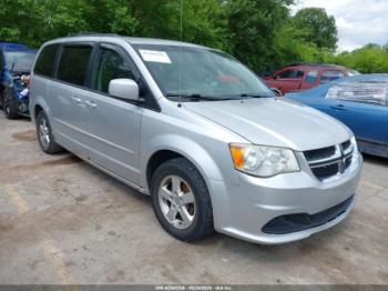  Salvage Dodge Grand Caravan