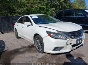  Salvage Nissan Altima