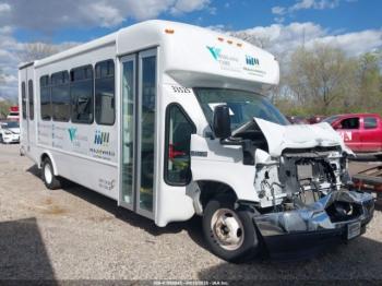  Salvage Ford E-450