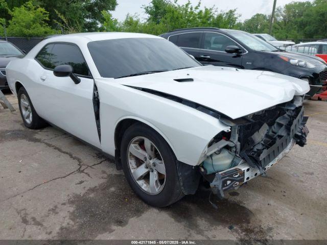  Salvage Dodge Challenger