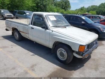  Salvage Toyota Pickup