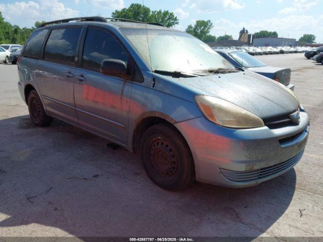  Salvage Toyota Sienna