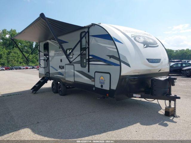  Salvage Forest River Cherokee Alpha Wolf 22sw-