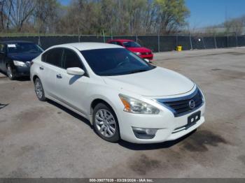  Salvage Nissan Altima