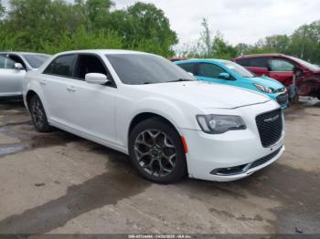  Salvage Chrysler 300