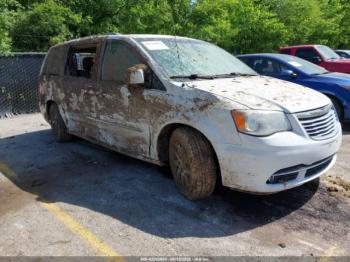  Salvage Chrysler Town & Country