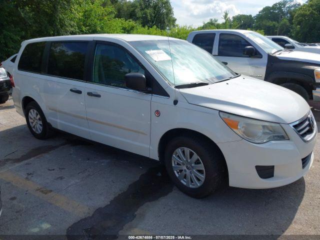 Salvage Volkswagen Routan