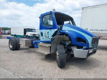  Salvage Freightliner M2 106