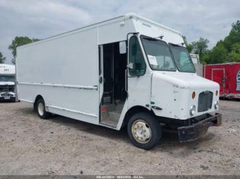  Salvage Freightliner Chassis