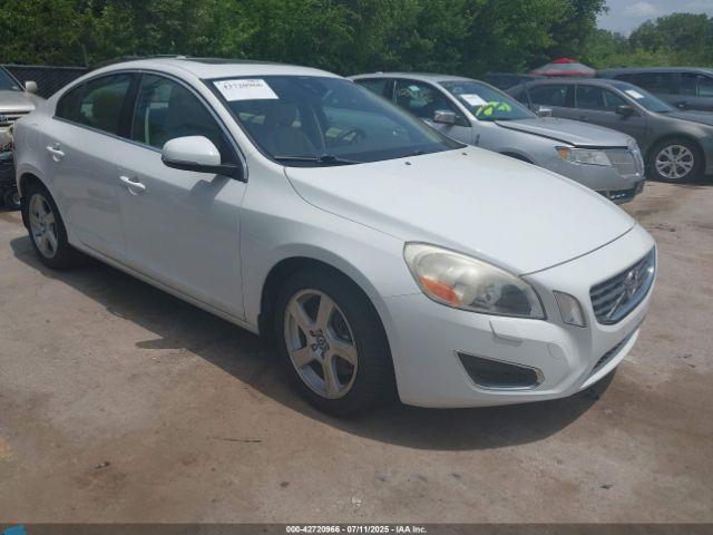  Salvage Volvo S60