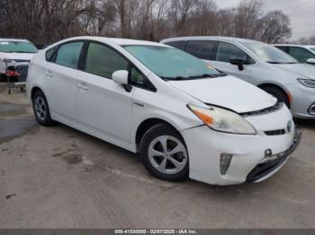  Salvage Toyota Prius