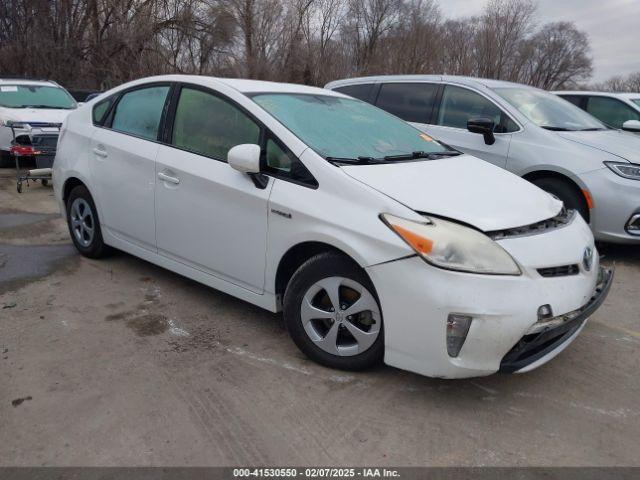  Salvage Toyota Prius