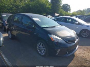  Salvage Toyota Prius v