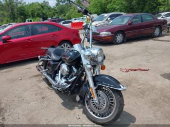  Salvage Harley-Davidson Flhr