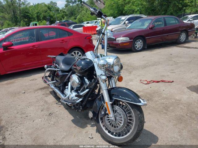  Salvage Harley-Davidson Flhr