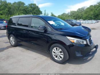  Salvage Kia Sedona