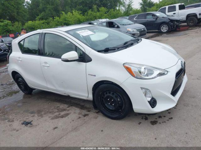  Salvage Toyota Prius c