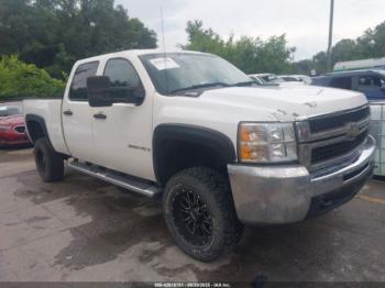  Salvage Chevrolet Silverado 2500