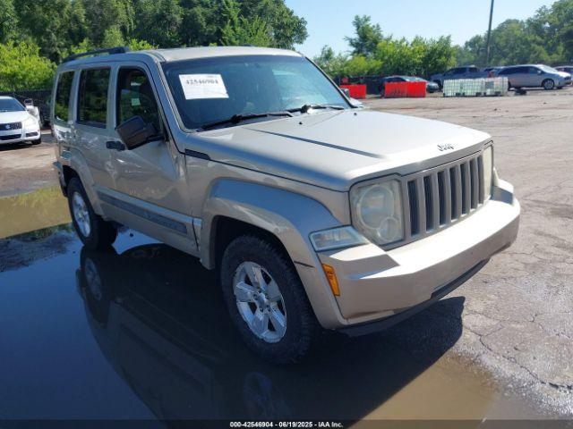  Salvage Jeep Liberty