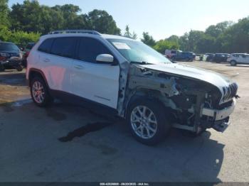  Salvage Jeep Cherokee