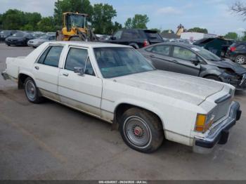  Salvage Ford LTD