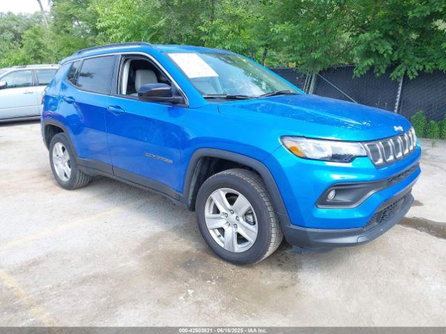  Salvage Jeep Compass