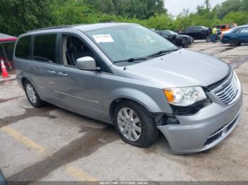  Salvage Chrysler Town & Country