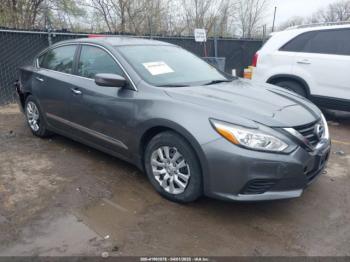  Salvage Nissan Altima