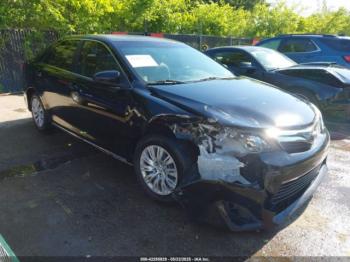  Salvage Toyota Camry