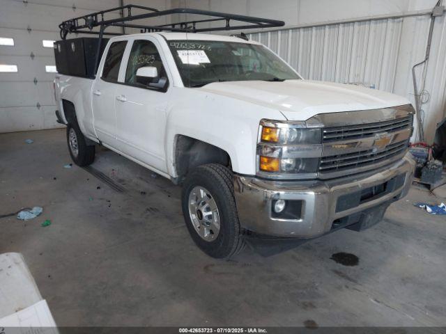  Salvage Chevrolet Silverado 2500