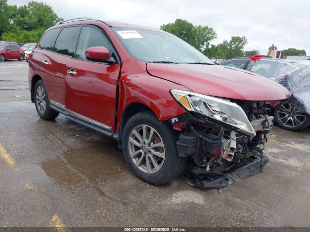  Salvage Nissan Pathfinder