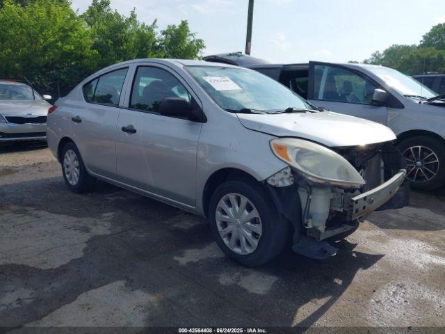  Salvage Nissan Versa
