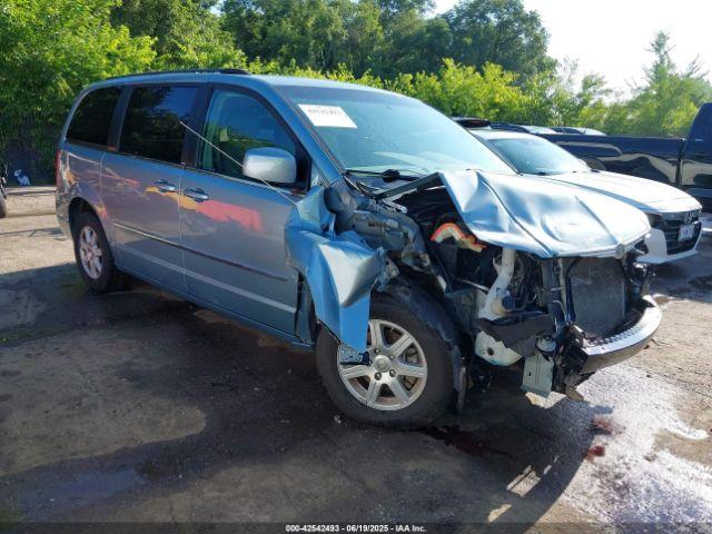  Salvage Chrysler Town & Country