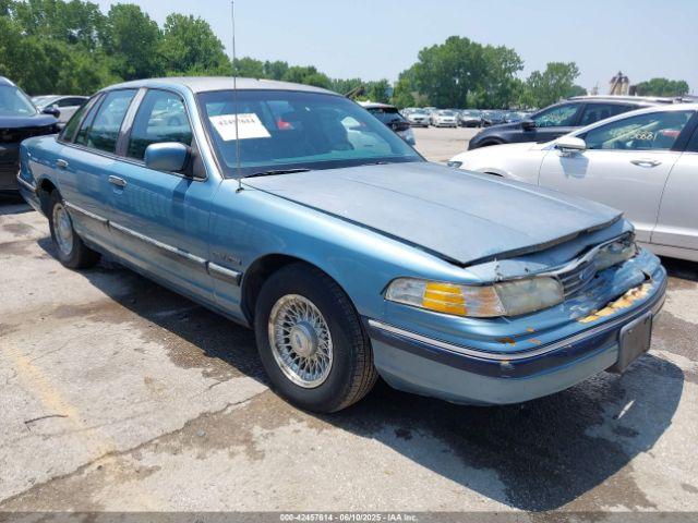  Salvage Ford Crown Victoria