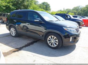  Salvage Kia Sorento