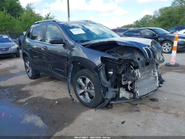  Salvage Jeep Cherokee