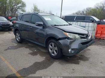  Salvage Toyota RAV4