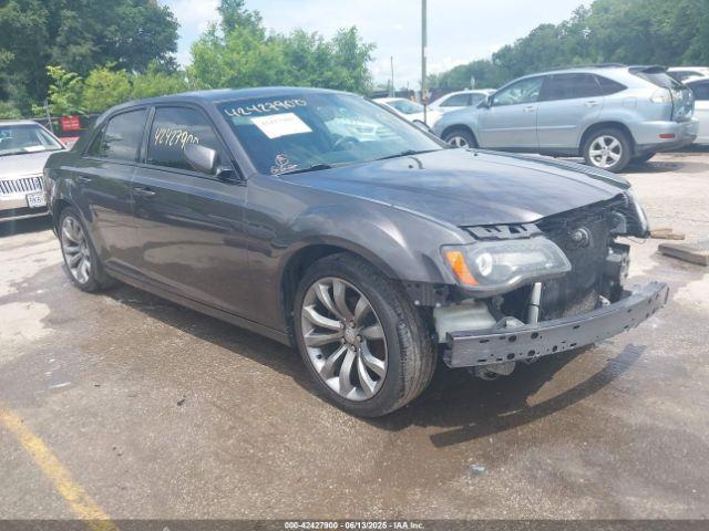  Salvage Chrysler 300