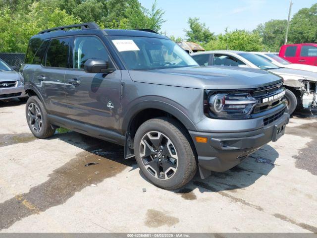  Salvage Ford Bronco
