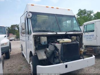  Salvage Freightliner Chassis