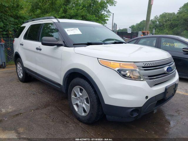  Salvage Ford Explorer