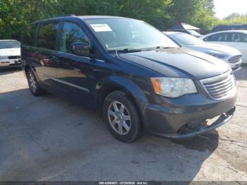  Salvage Chrysler Town & Country