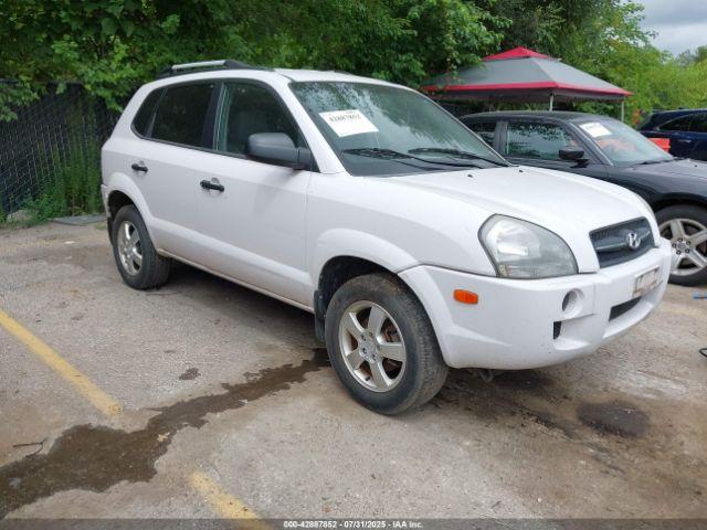  Salvage Hyundai TUCSON