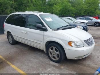  Salvage Chrysler Town & Country