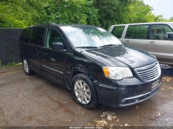  Salvage Chrysler Town & Country