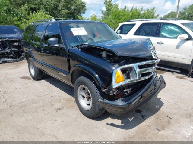  Salvage Chevrolet Blazer