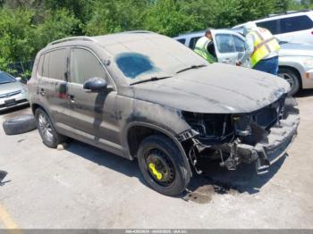 Salvage Volkswagen Tiguan